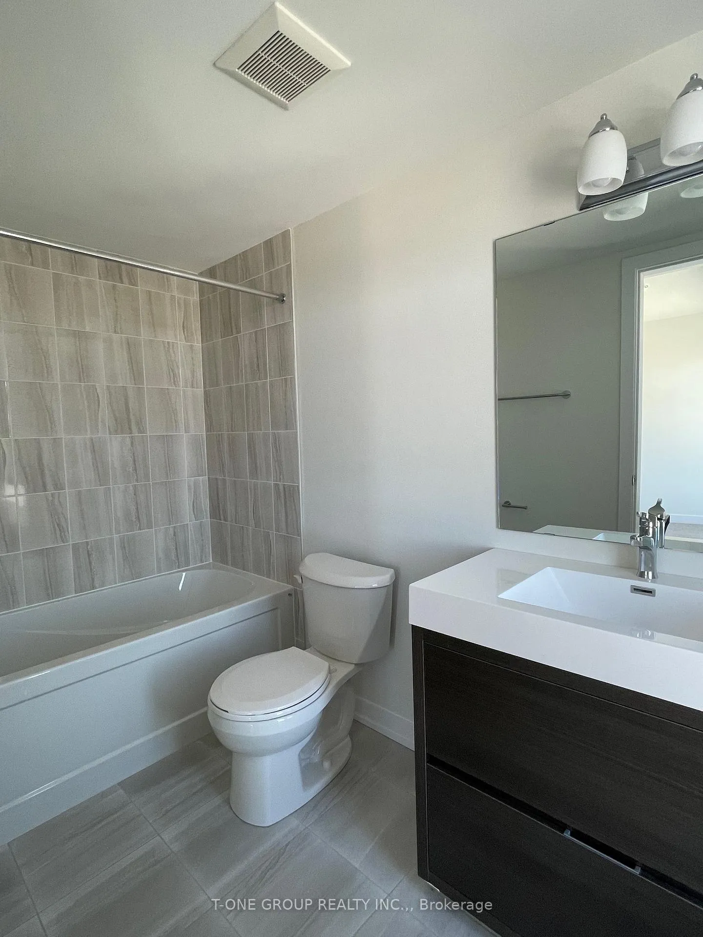 Photo 8 of Unit 1003, 1865 Pickering Parkway, Pickering, Town Centre — HOMEH