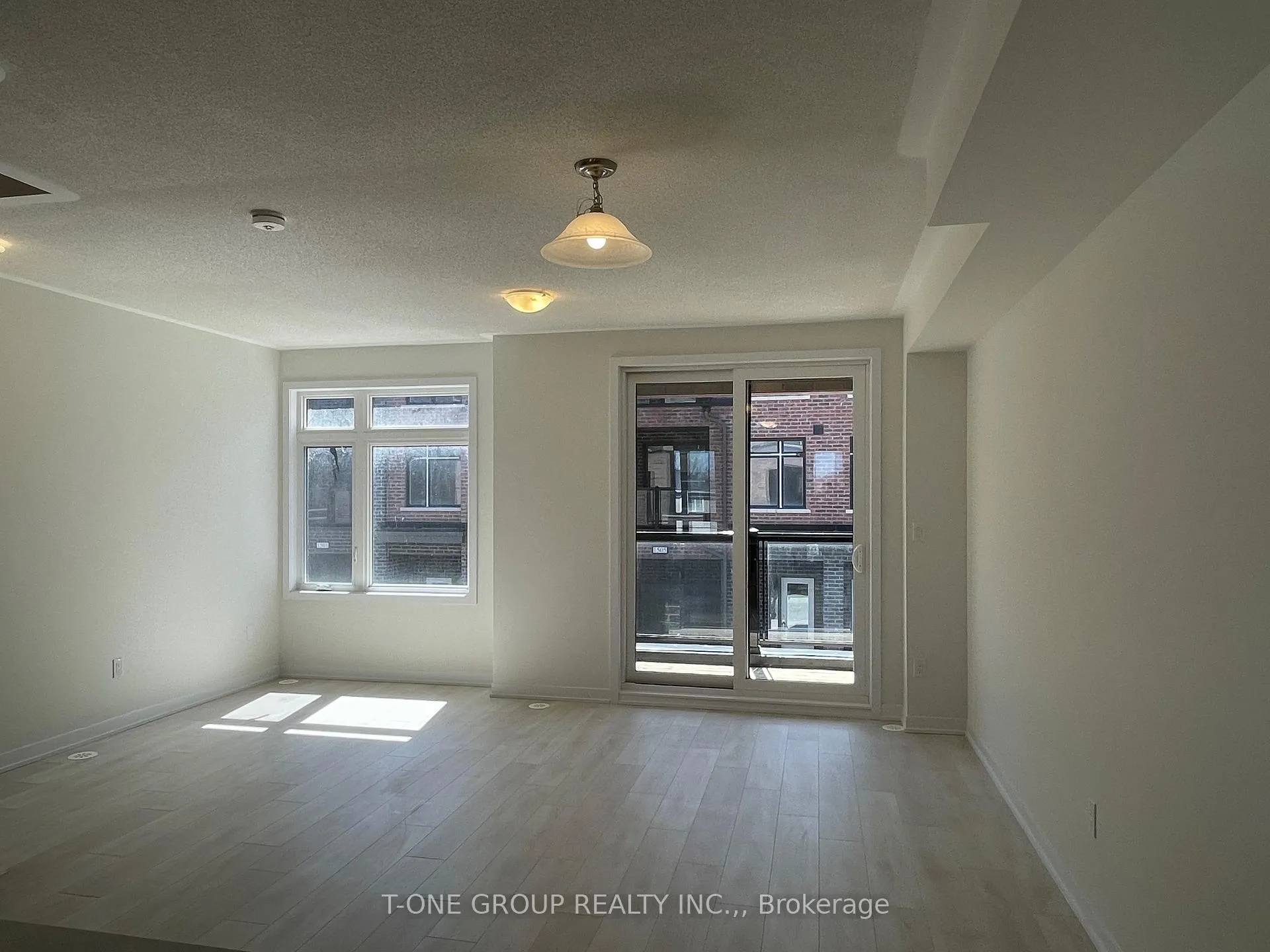 Photo 10 of Unit 1003, 1865 Pickering Parkway, Pickering, Town Centre — HOMEH