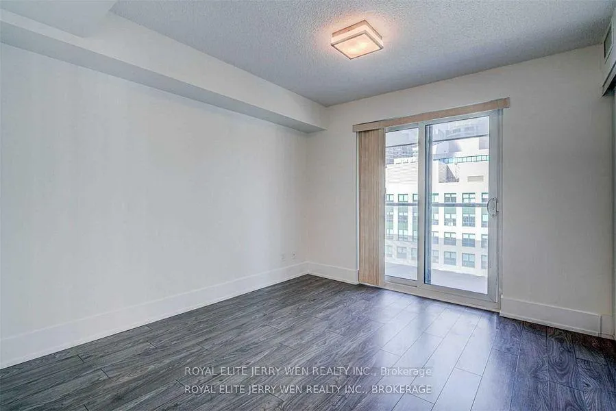 Photo 8 of Unit 1004, 300 Front Street W, Toronto, Waterfront Communities — HOMEH
