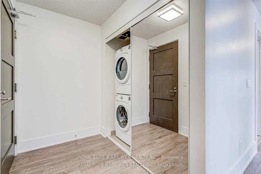 Photo 12 of Unit 1004, 300 Front Street W, Toronto, Waterfront Communities — HOMEH