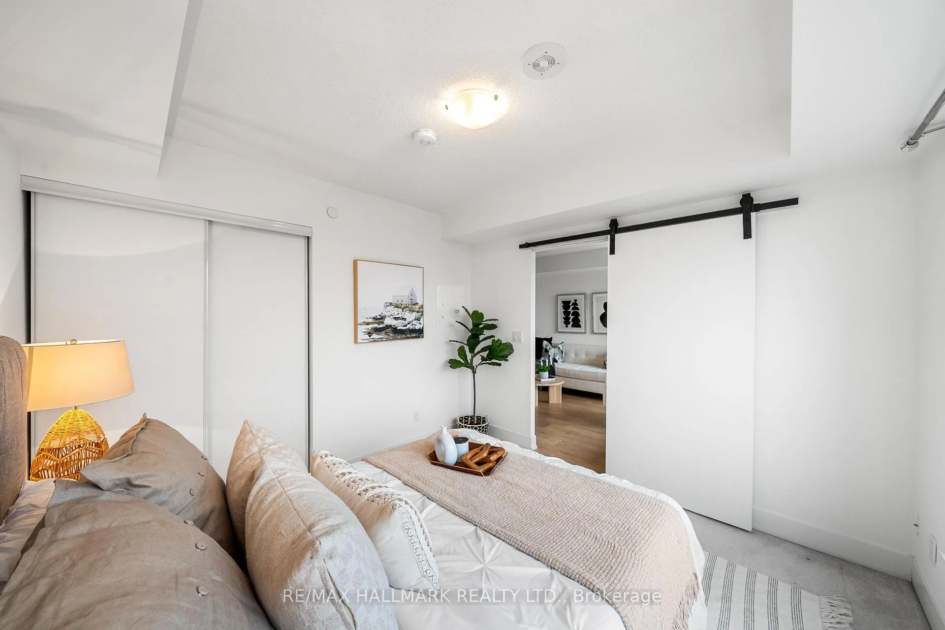 Photo 12 of Unit 1501, 1255 Bayly Street, Pickering, Bay Ridges — HOMEH