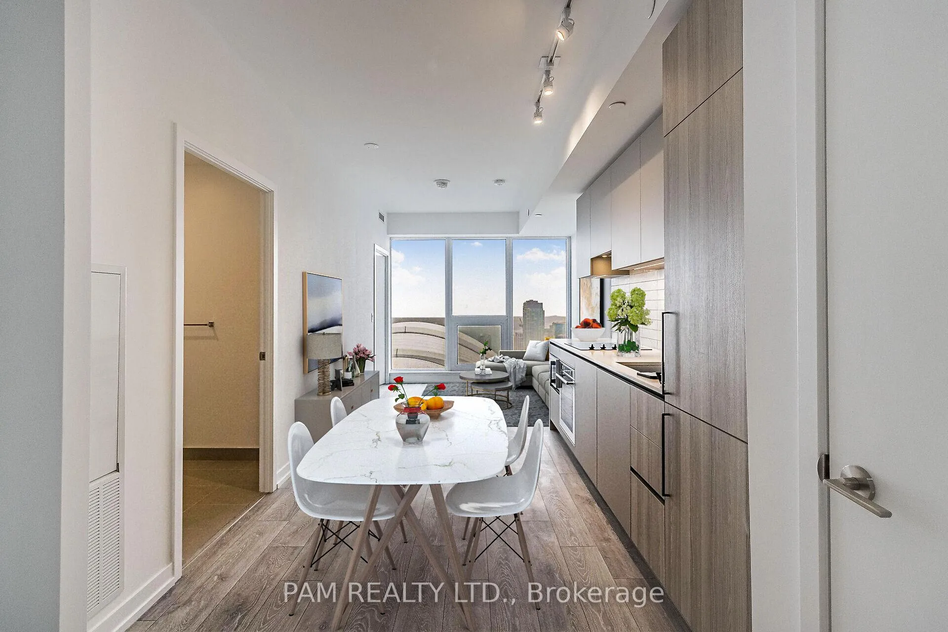 Front of Unit 2615, 55 Mercer Street
