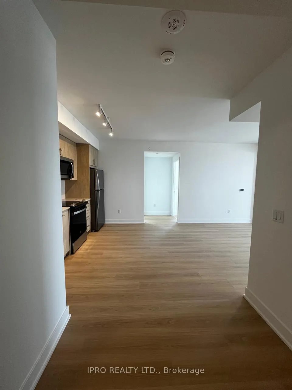 Photo 1 of Unit 2617, 2545 Simcoe Street N, Oshawa, Windfields — HOMEH