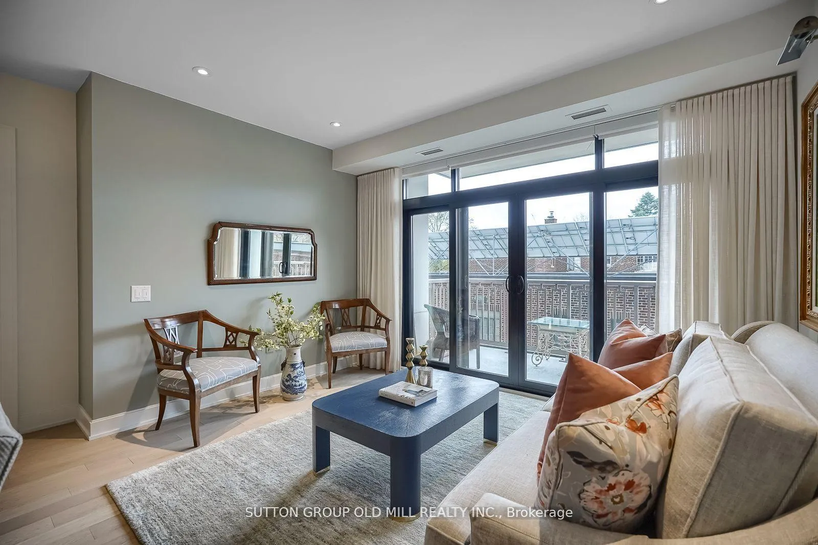 Photo 11 of Unit 412, 1 Strathgowan Avenue, Toronto, Lawrence Park South — HOMEH