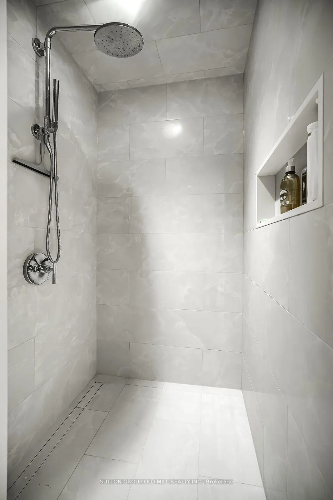 Photo 21 of Unit 412, 1 Strathgowan Avenue, Toronto, Lawrence Park South — HOMEH