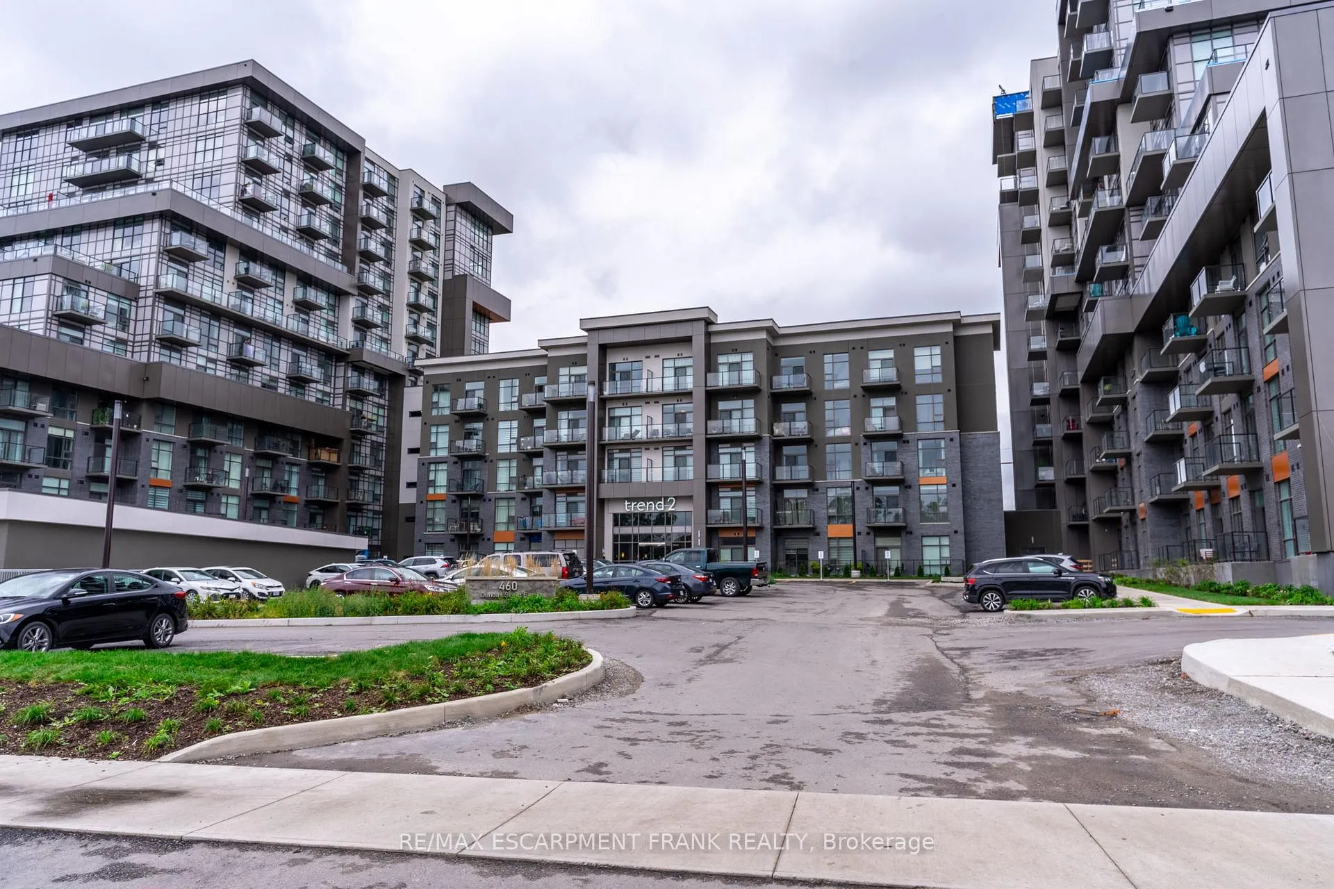 Photo 2 of Unit 507, 460 Dundas Street E, Hamilton, Waterdown — HOMEH