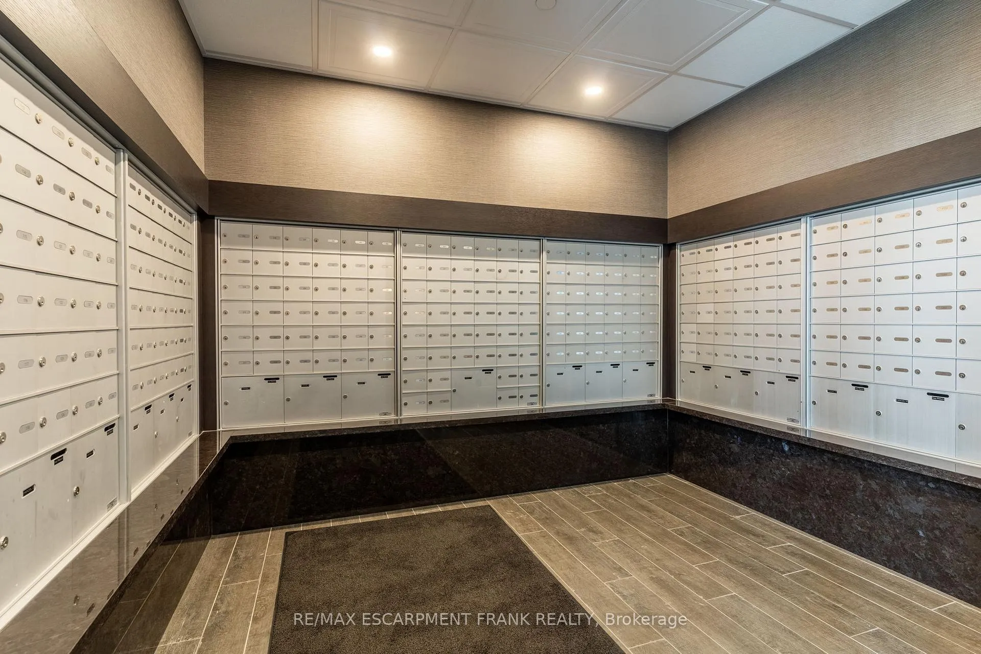 Photo 11 of Unit 507, 460 Dundas Street E, Hamilton, Waterdown — HOMEH