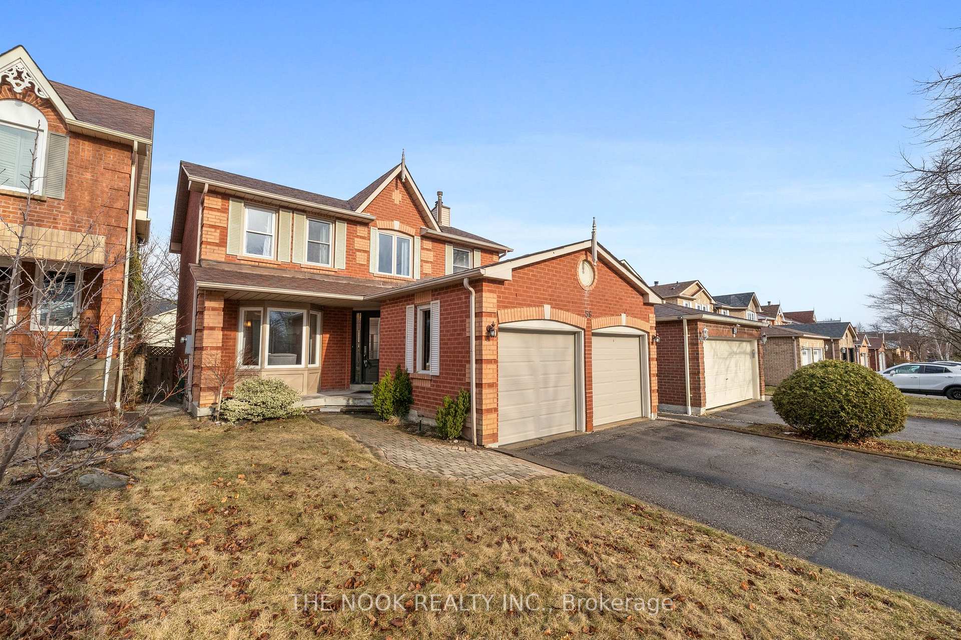 Photo 2 of 56 Hearne Crescent, Ajax, Central — HOMEH
