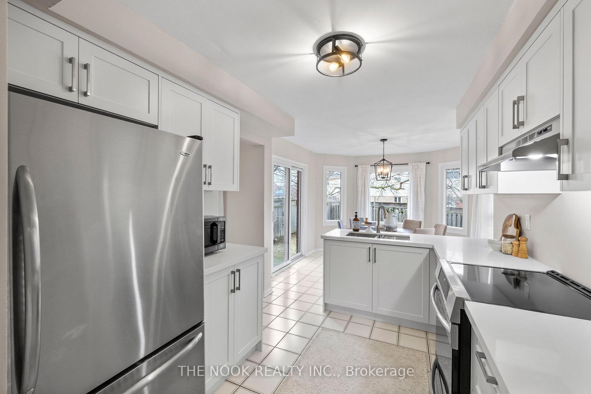 Photo 19 of 56 Hearne Crescent, Ajax, Central — HOMEH