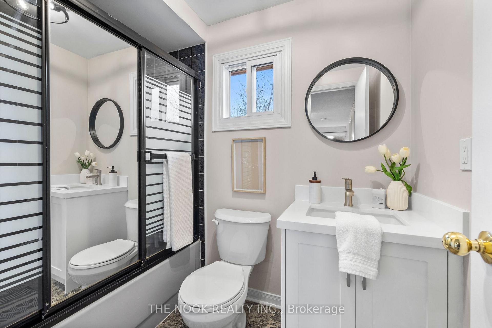 Photo 36 of 56 Hearne Crescent, Ajax, Central — HOMEH