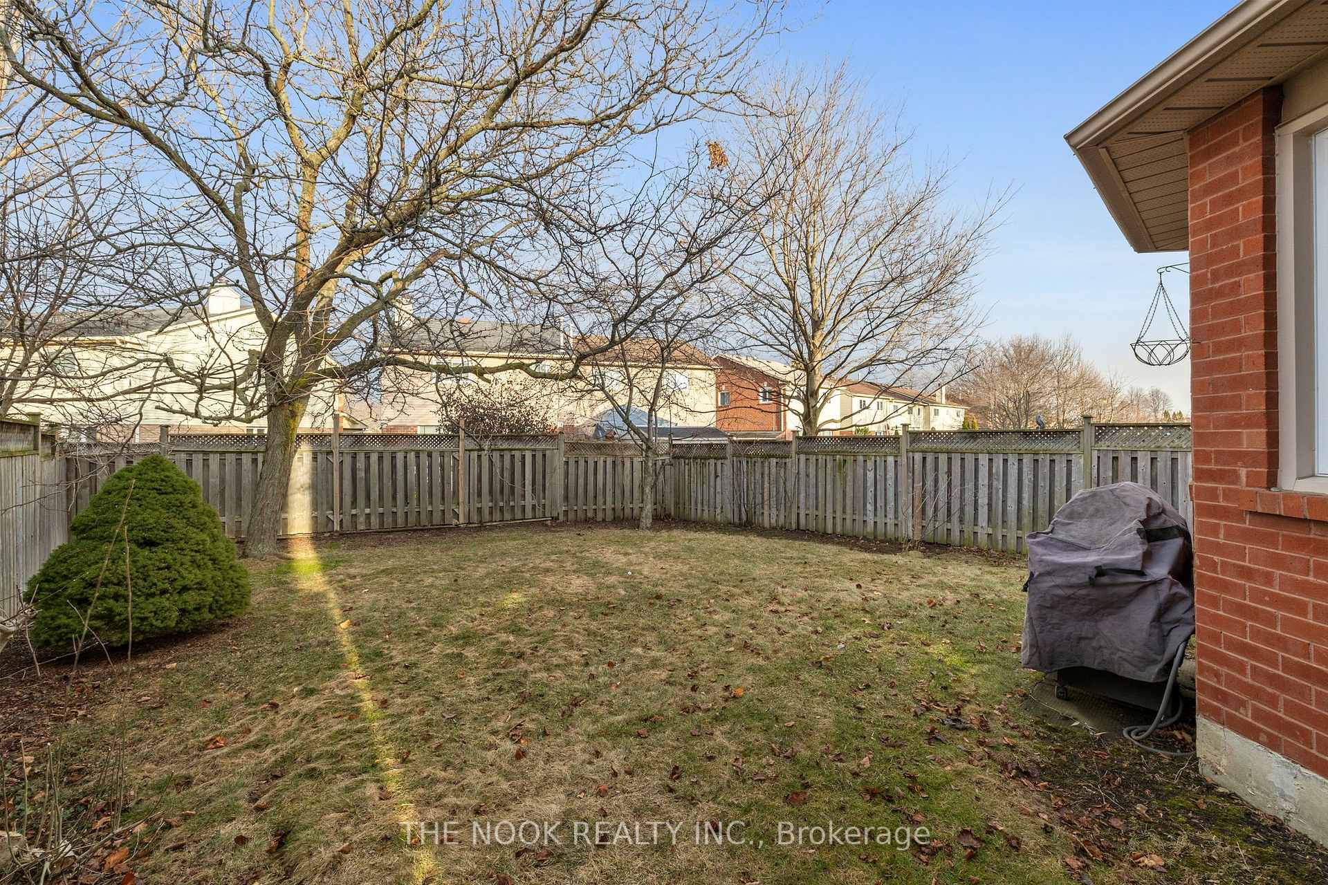 Photo 38 of 56 Hearne Crescent, Ajax, Central — HOMEH