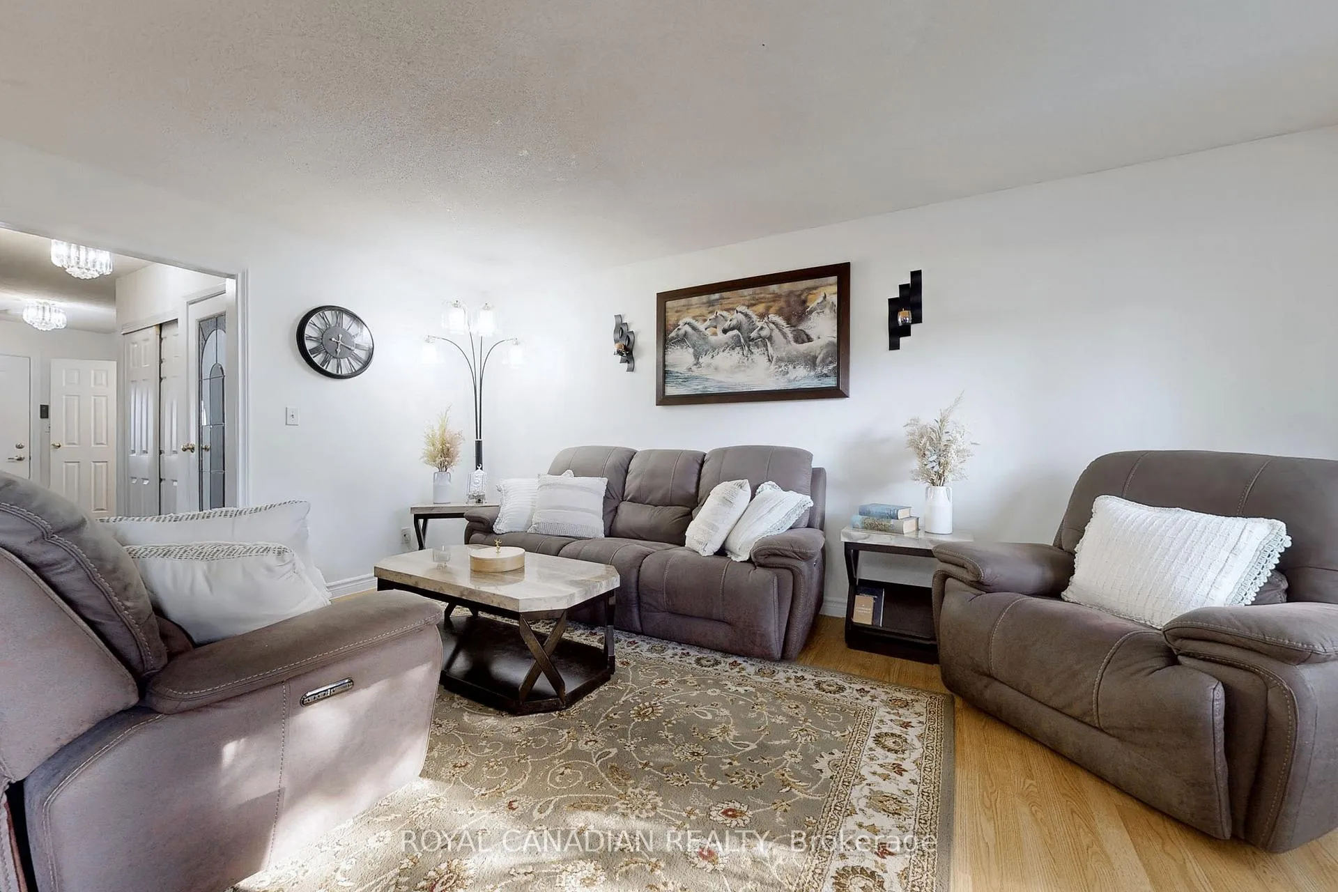 Photo 5 of Unit 50, 860 Rymal Road E, Hamilton, Broughton — HOMEH