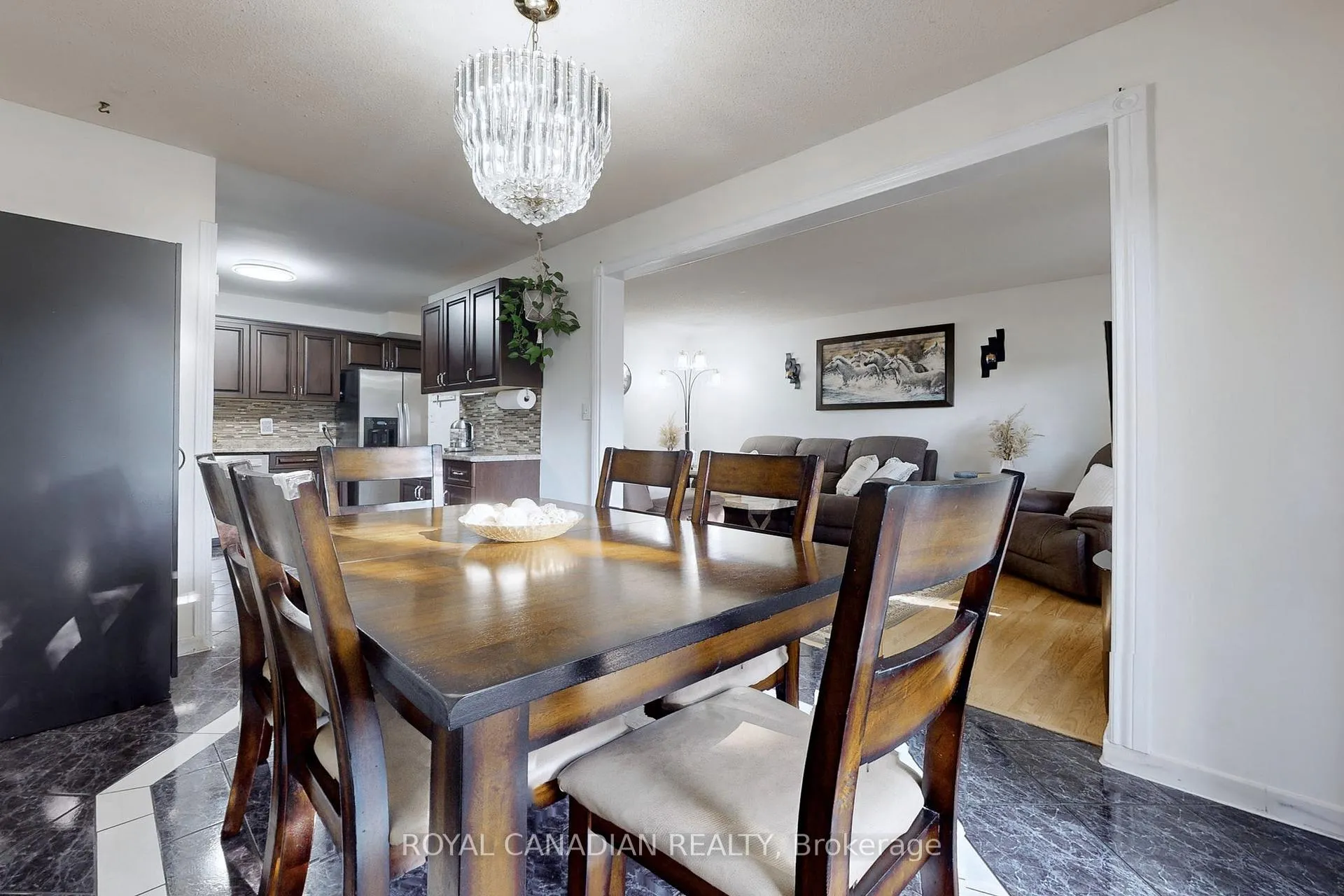 Photo 10 of Unit 50, 860 Rymal Road E, Hamilton, Broughton — HOMEH