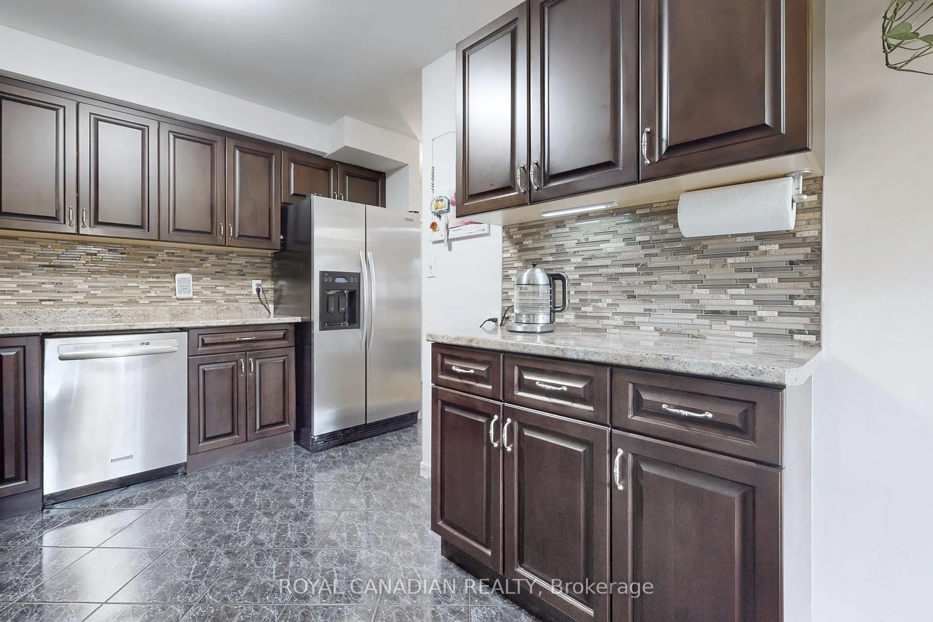 Photo 13 of Unit 50, 860 Rymal Road E, Hamilton, Broughton — HOMEH