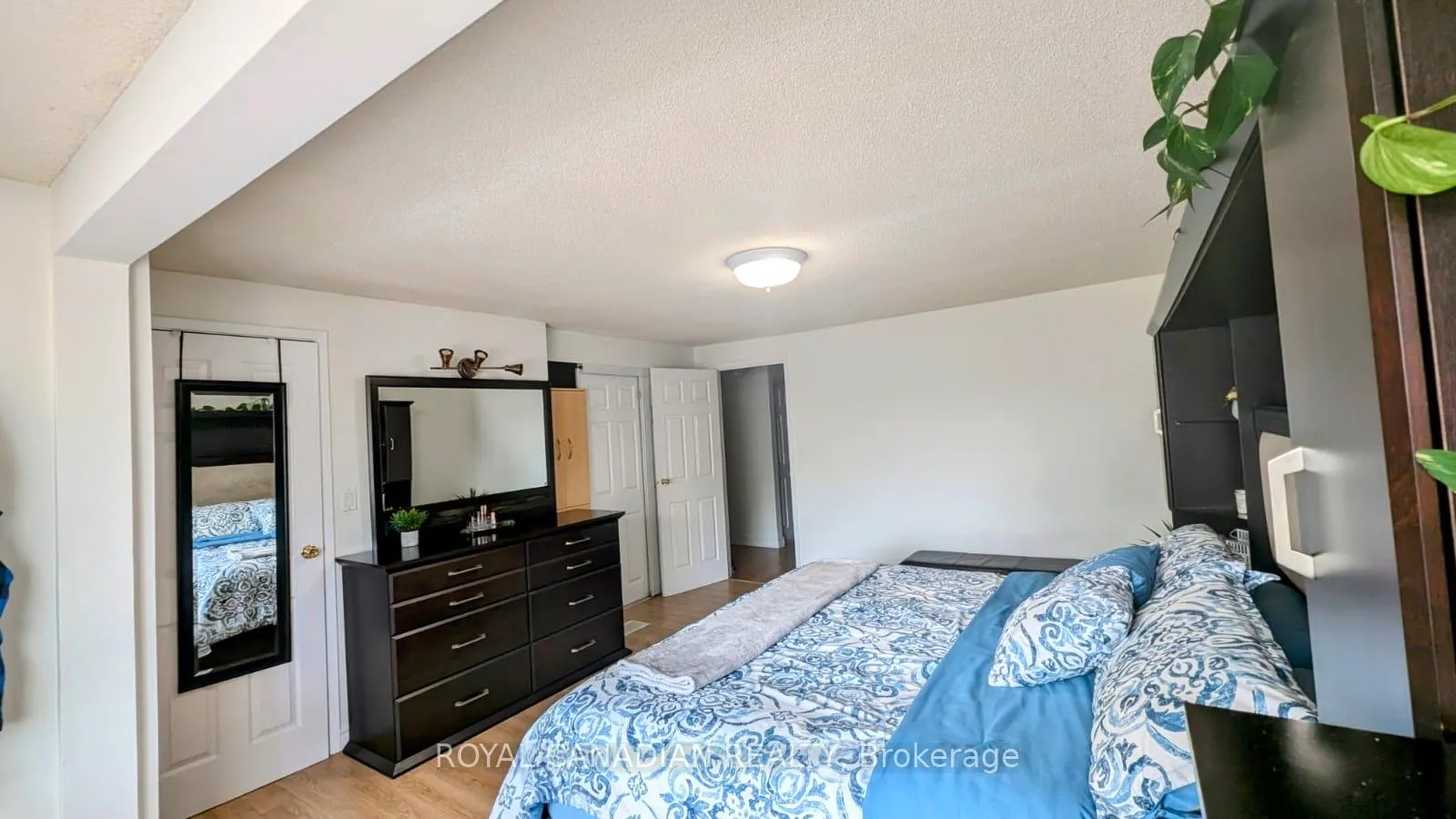 Photo 17 of Unit 50, 860 Rymal Road E, Hamilton, Broughton — HOMEH