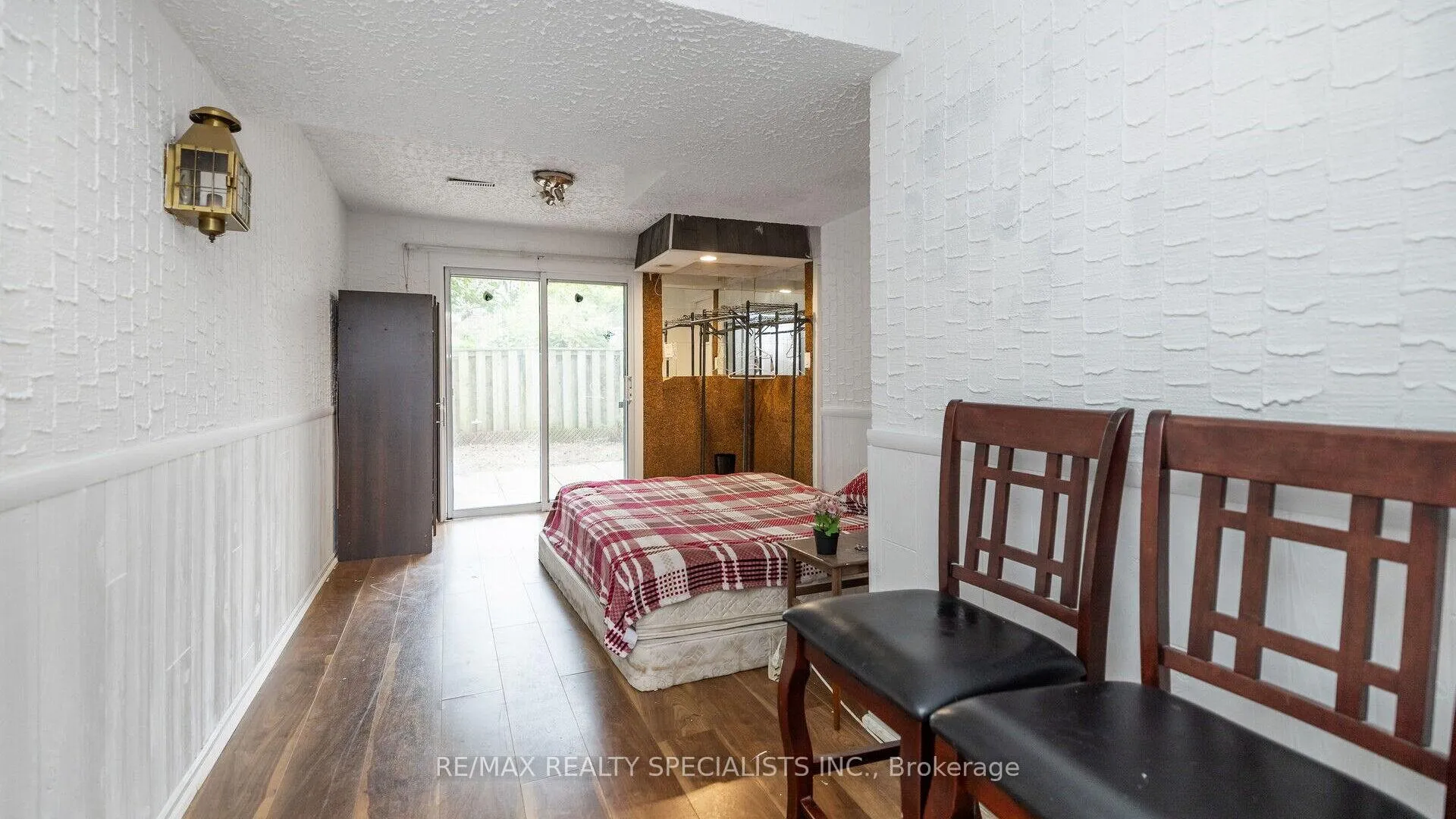 Photo 28 of 3 Sandringham Court, Brampton, Bramalea West Industrial — HOMEH
