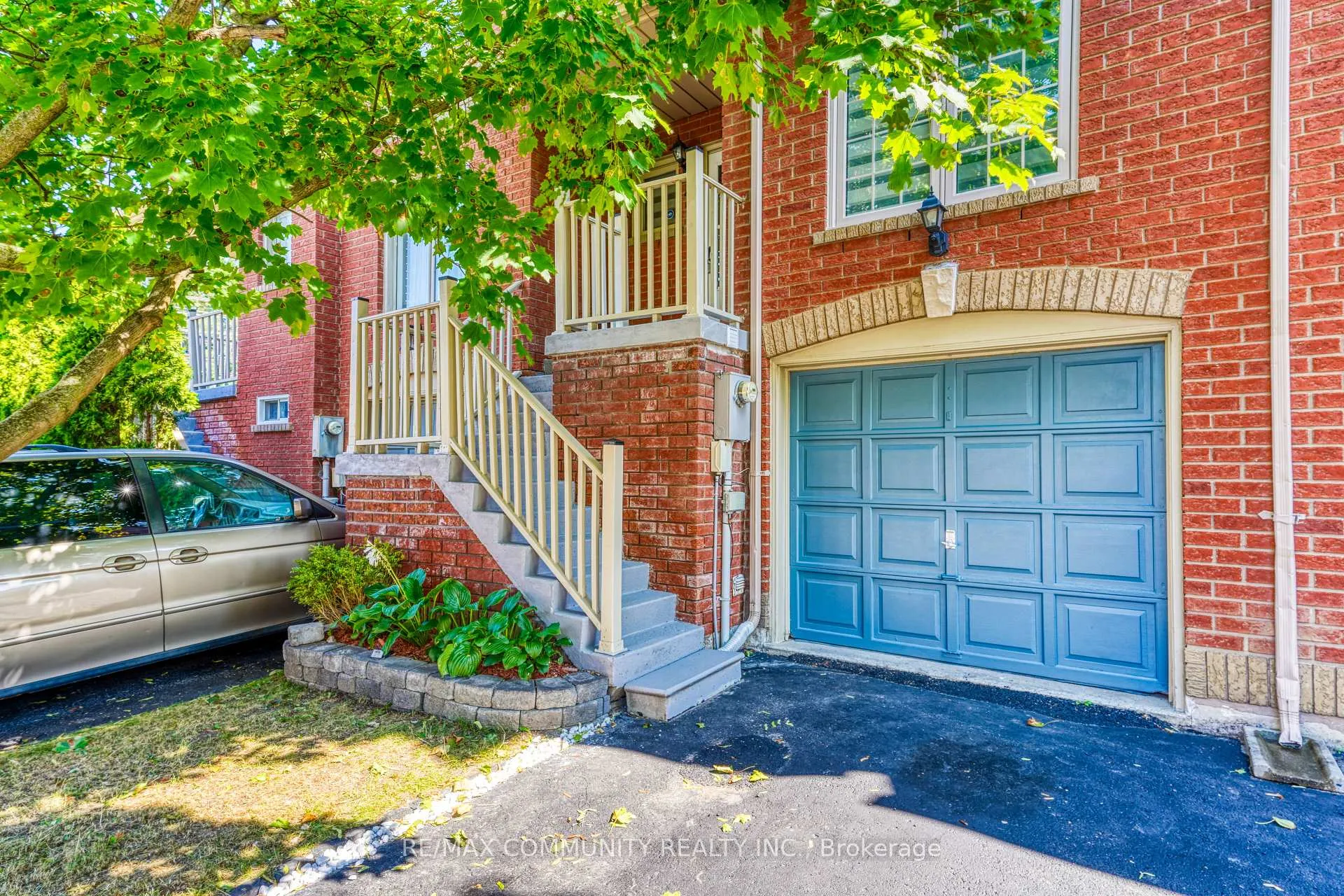 Photo 5 of Unit 2, 1867 Kingston Road W, Pickering, Village East — HOMEH