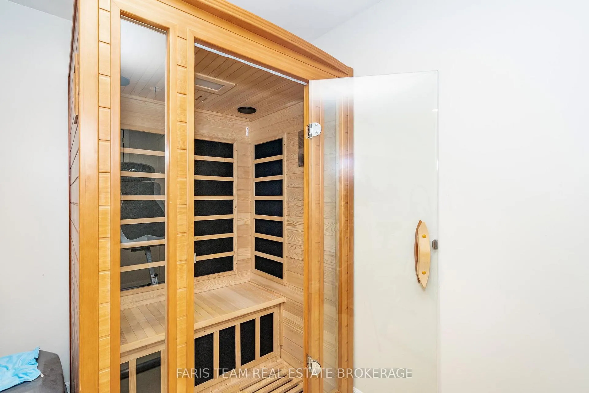 Photo 33 of 78 McKibbon Drive, Meaford — HOMEH