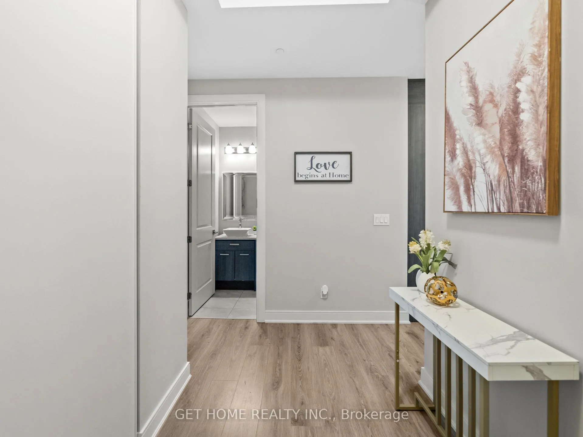Photo 6 of Unit 309, 150 Main Street, Hamilton, Central — HOMEH