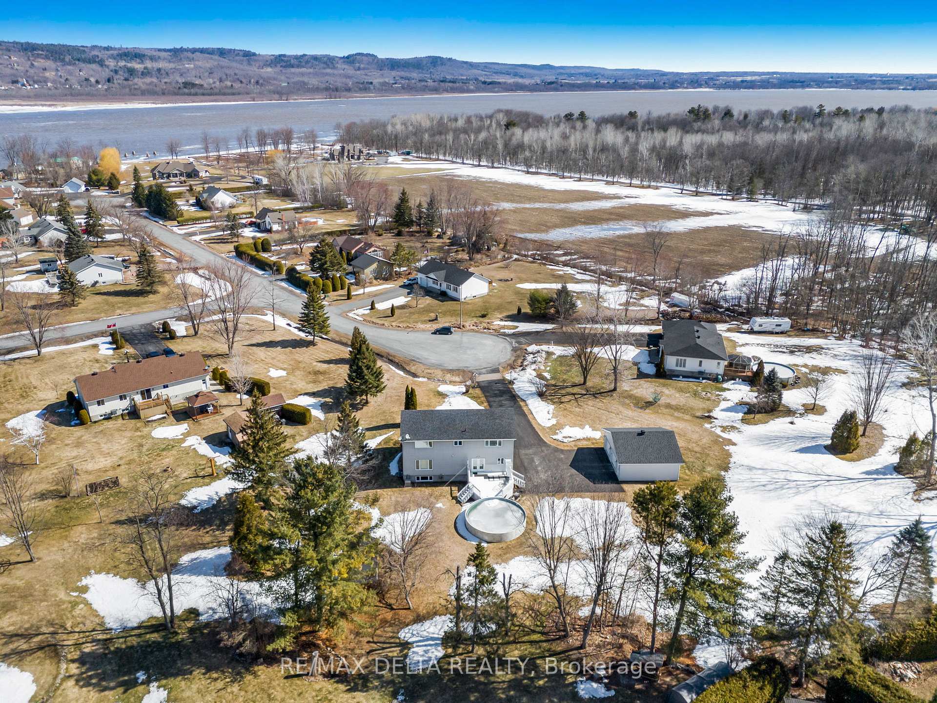 Photo 35 of 9 Landriault Street, Champlain, Champlain Twp — HOMEH