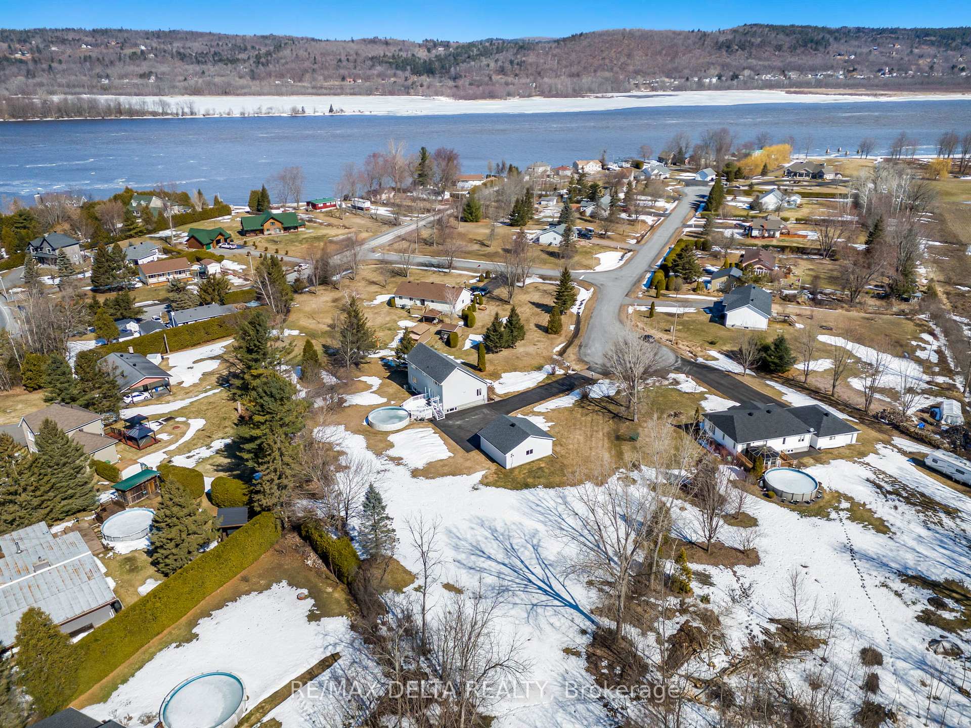 Photo 36 of 9 Landriault Street, Champlain, Champlain Twp — HOMEH