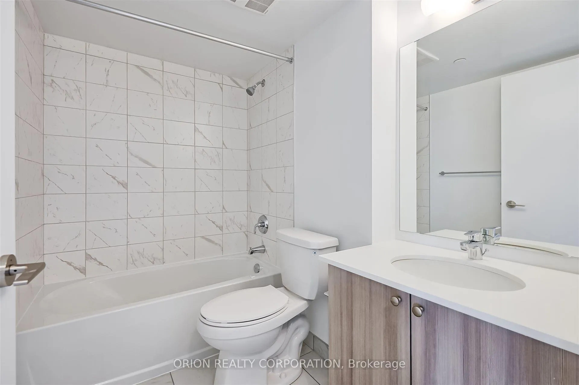 Photo 13 of Unit 801, 1435 Celebration Drive, Pickering, Bay Ridges — HOMEH