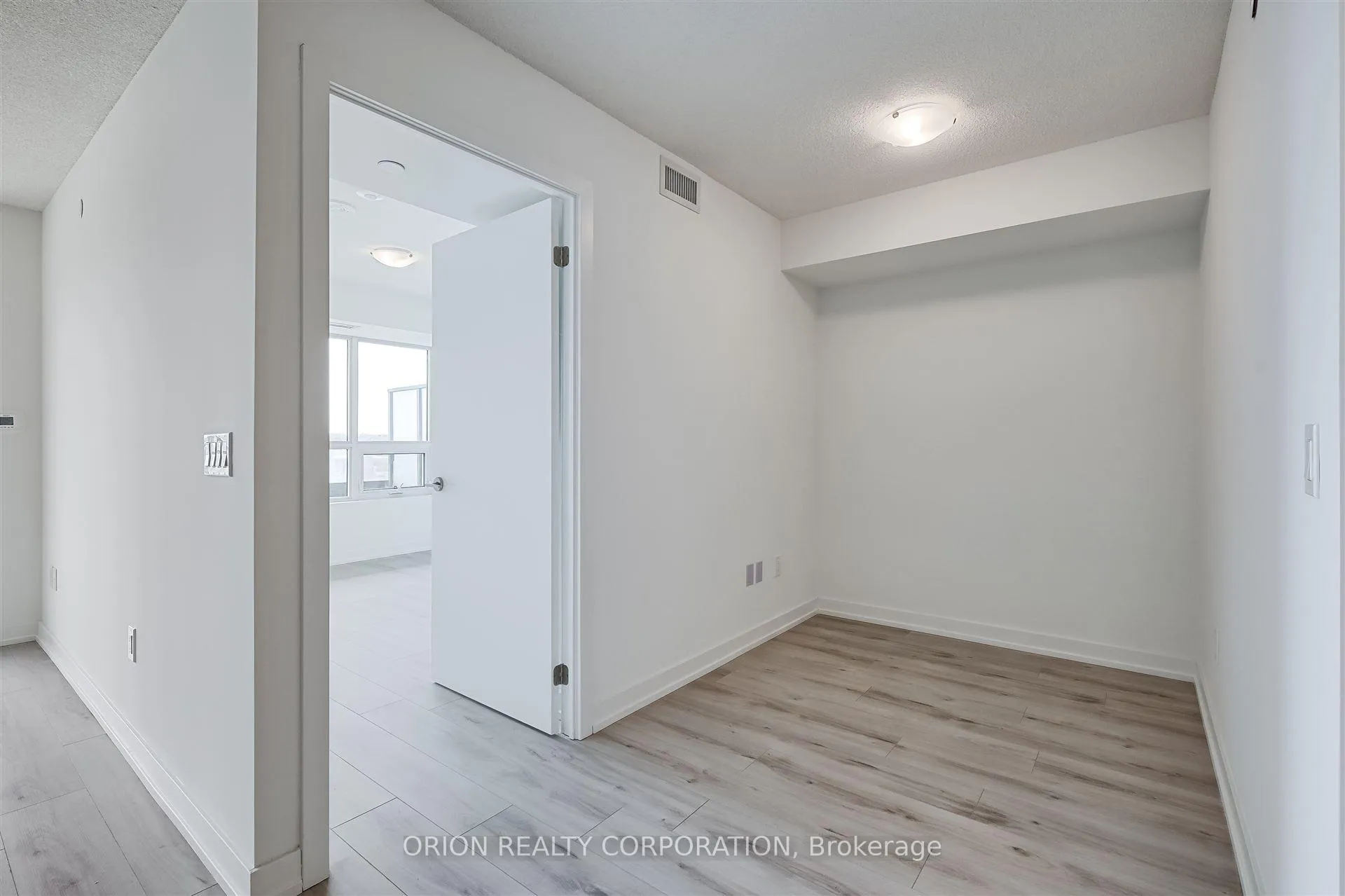 Photo 14 of Unit 801, 1435 Celebration Drive, Pickering, Bay Ridges — HOMEH