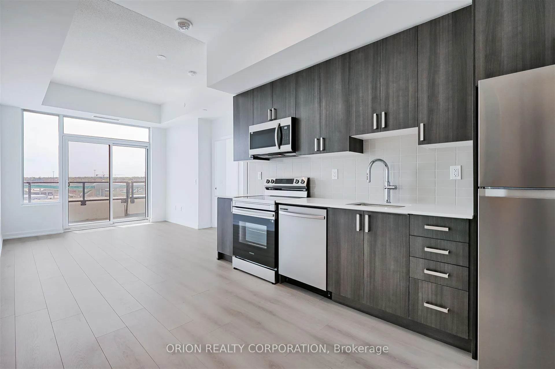 Photo 2 of Unit 707, 1435 Celebration Drive, Pickering, Bay Ridges — HOMEH