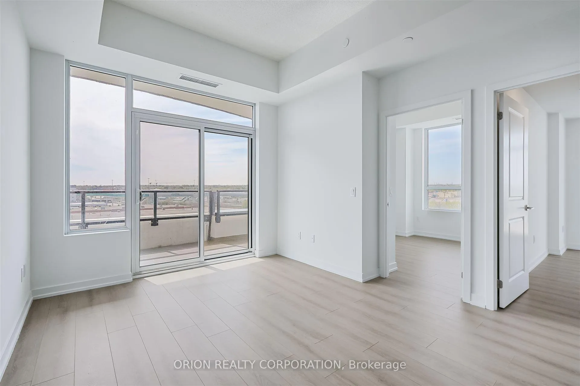 Photo 6 of Unit 707, 1435 Celebration Drive, Pickering, Bay Ridges — HOMEH