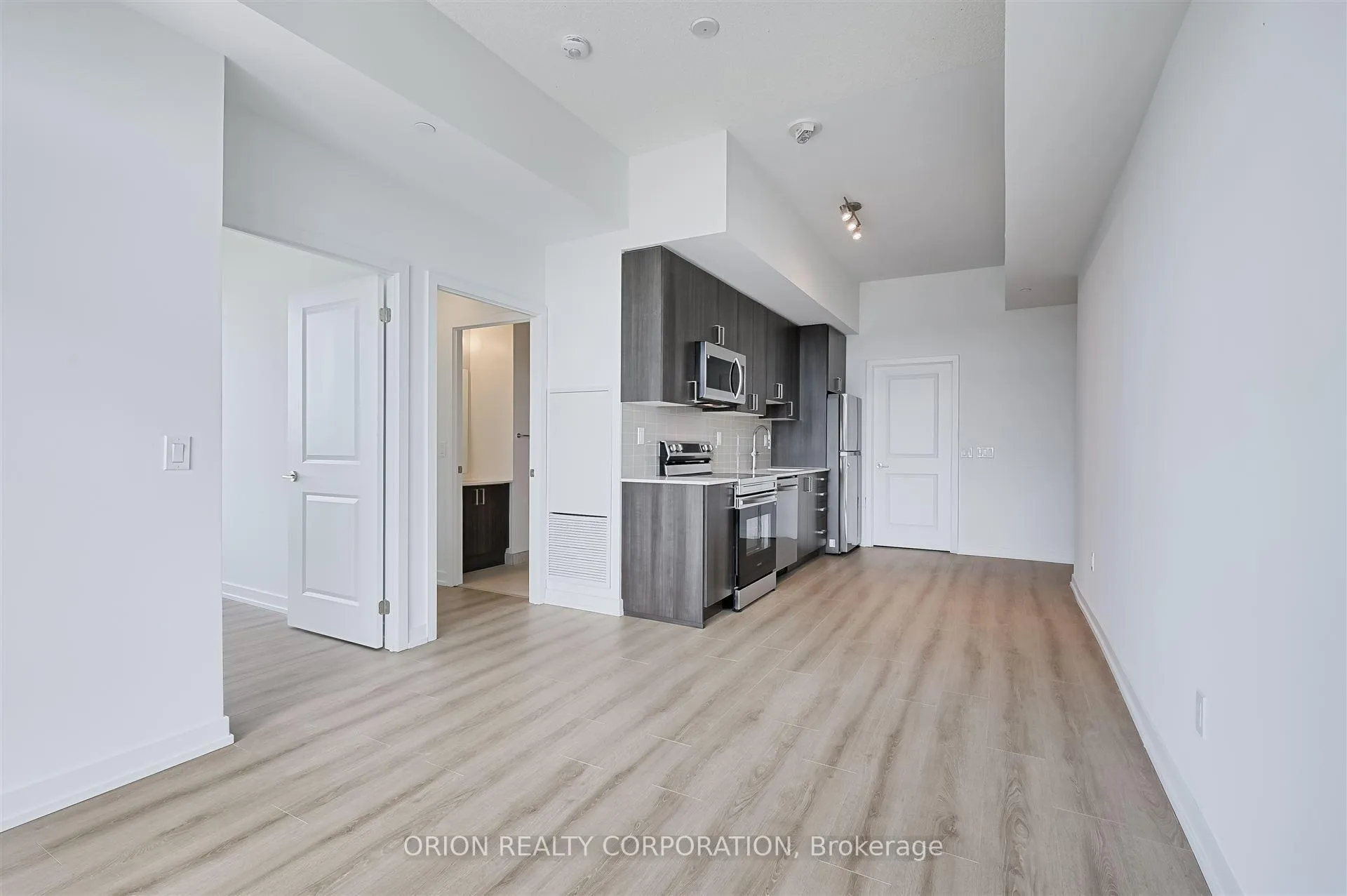 Photo 7 of Unit 707, 1435 Celebration Drive, Pickering, Bay Ridges — HOMEH