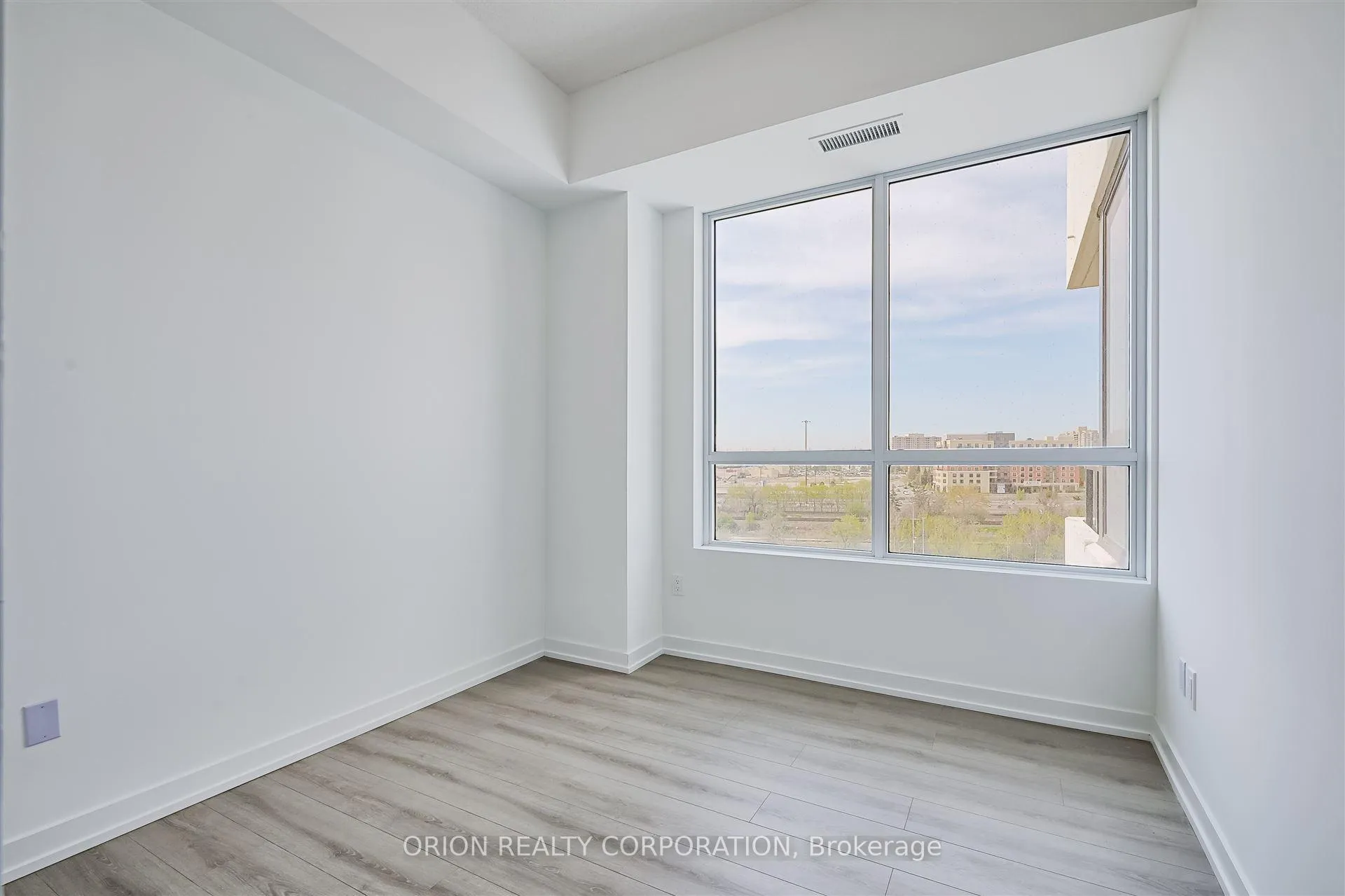 Photo 13 of Unit 707, 1435 Celebration Drive, Pickering, Bay Ridges — HOMEH
