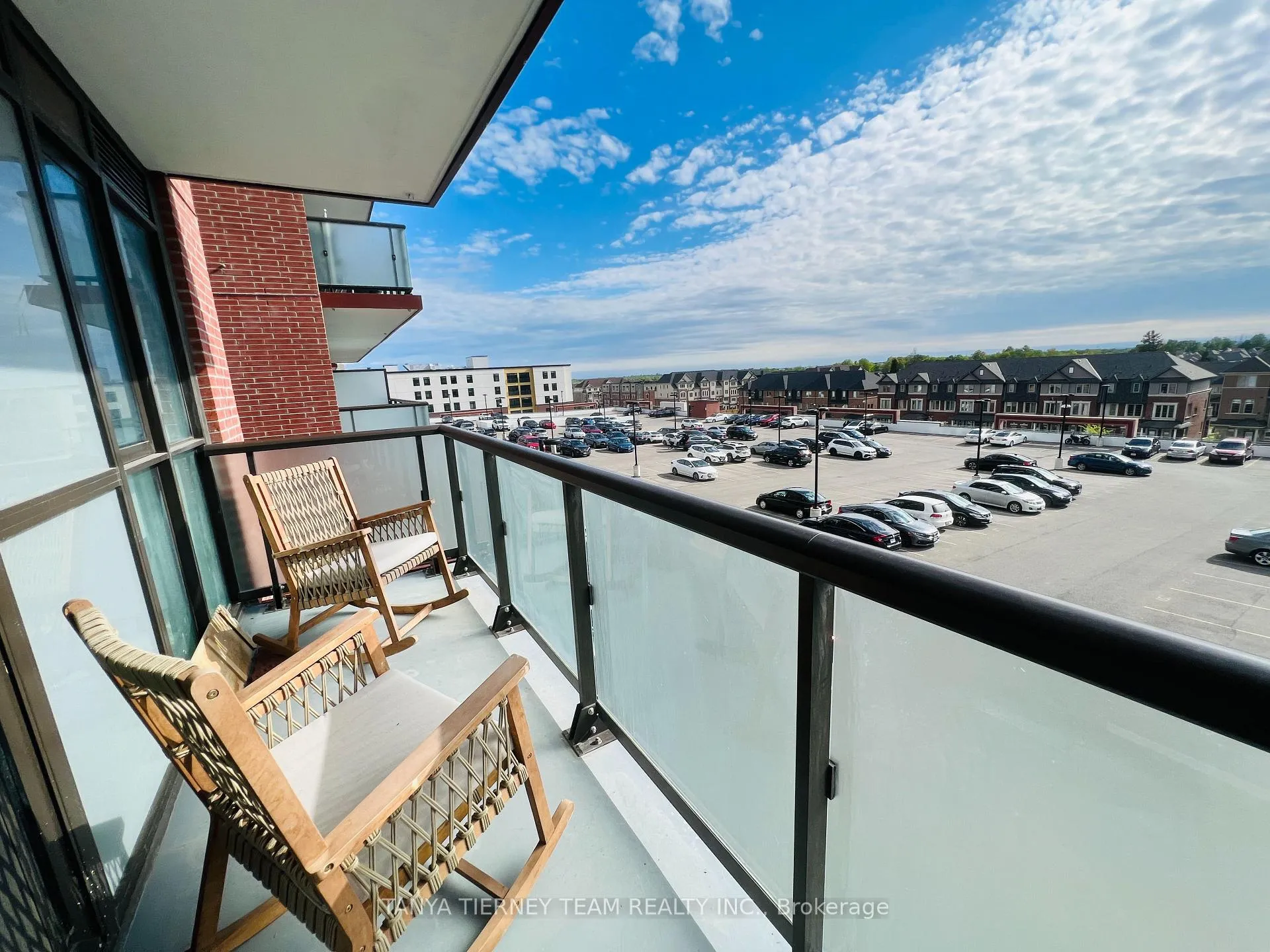Photo 14 of Unit 404, 2550 Simcoe Street N, Oshawa, Windfields — HOMEH