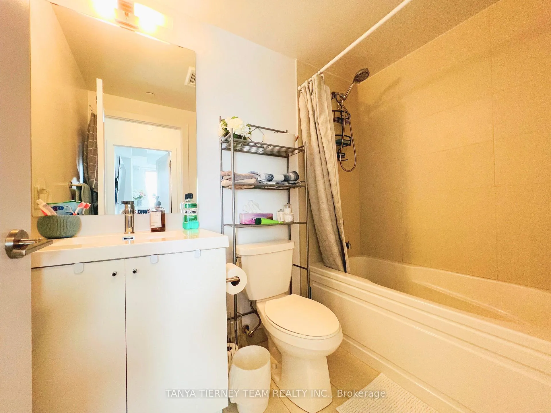 Photo 24 of Unit 404, 2550 Simcoe Street N, Oshawa, Windfields — HOMEH