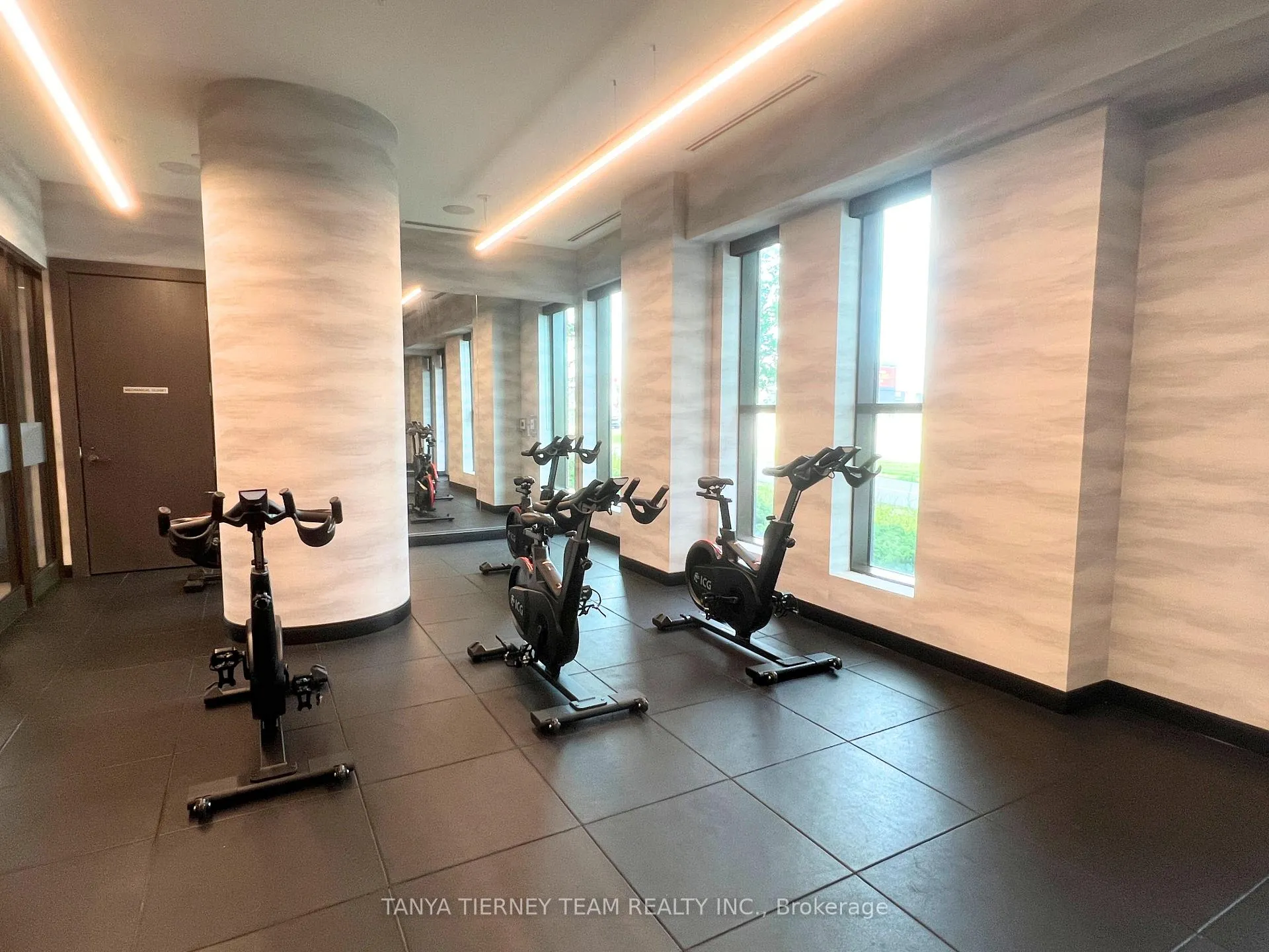 Photo 27 of Unit 404, 2550 Simcoe Street N, Oshawa, Windfields — HOMEH