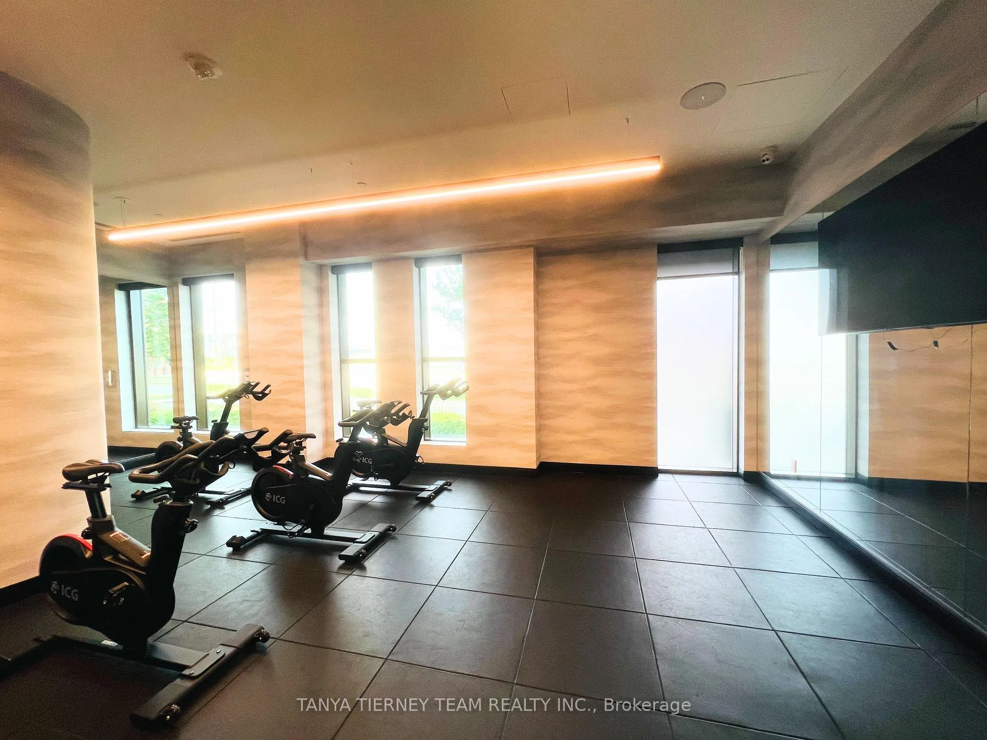 Photo 28 of Unit 404, 2550 Simcoe Street N, Oshawa, Windfields — HOMEH