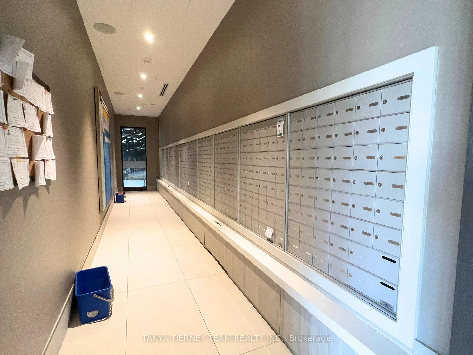 Photo 33 of Unit 404, 2550 Simcoe Street N, Oshawa, Windfields — HOMEH