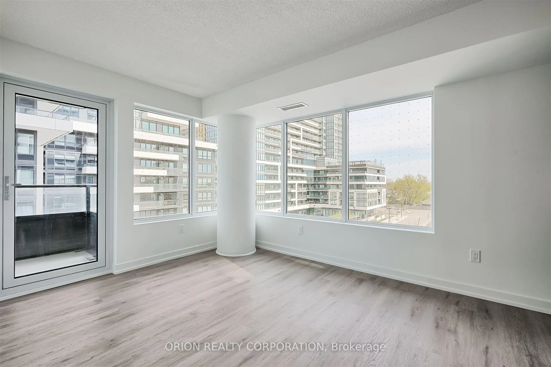 Photo 8 of Unit 409, 1435 Celebration Drive, Pickering, Bay Ridges — HOMEH