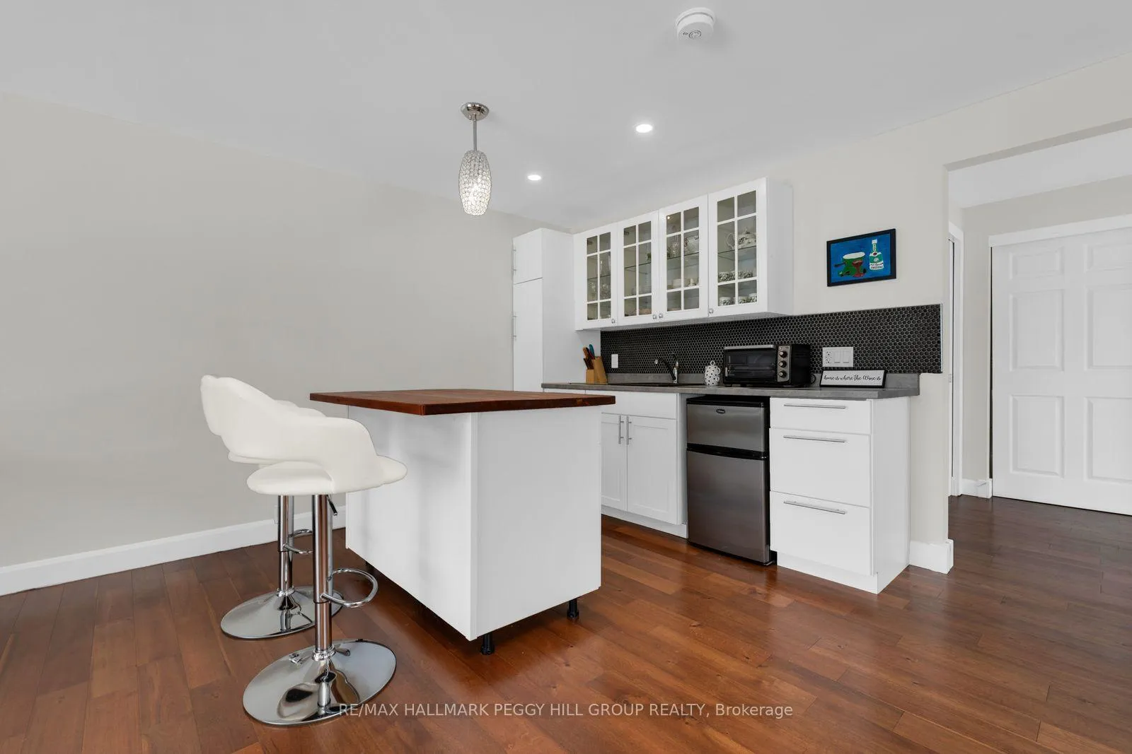 Photo 6 of 220 Robins Point Road, Tay, Victoria Harbour — HOMEH