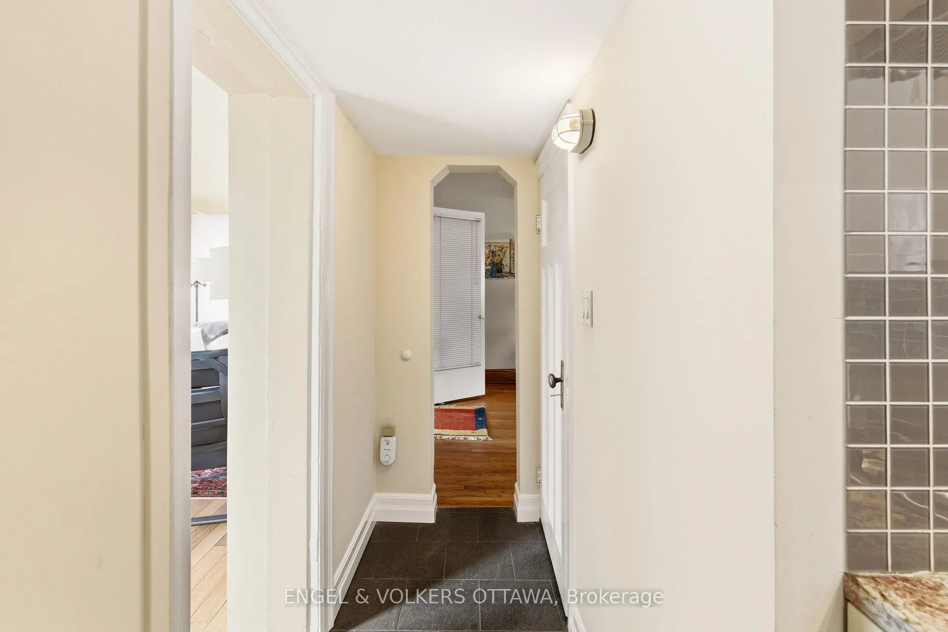 Photo 13 of 258 Powell Avenue, Ottawa, Glebe — HOMEH