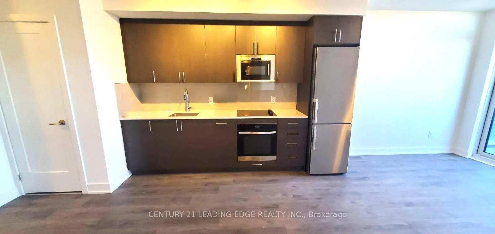 Photo 10 of Unit 919, 2545 Simcoe Street N, Oshawa, Windfields — HOMEH