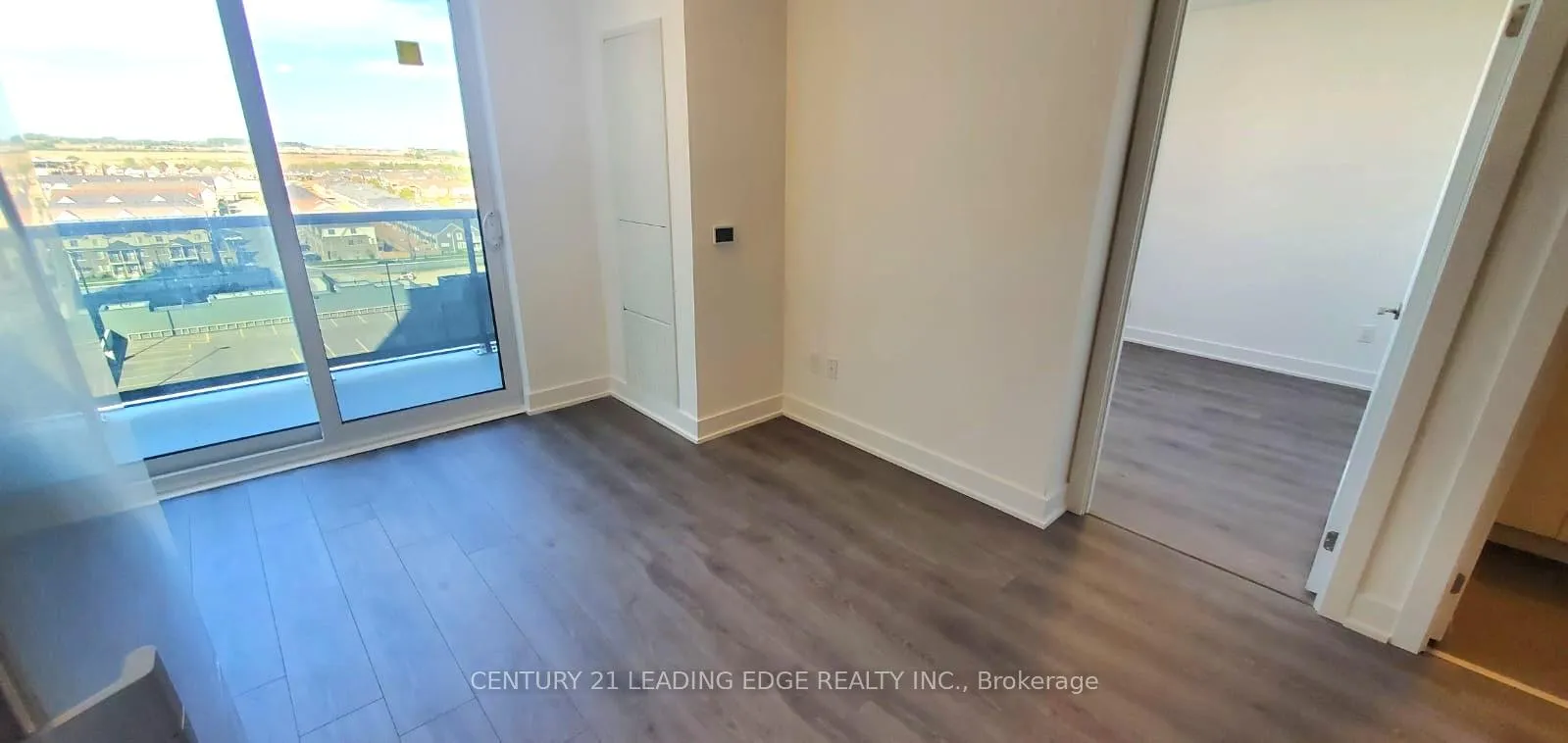 Photo 17 of Unit 919, 2545 Simcoe Street N, Oshawa, Windfields — HOMEH