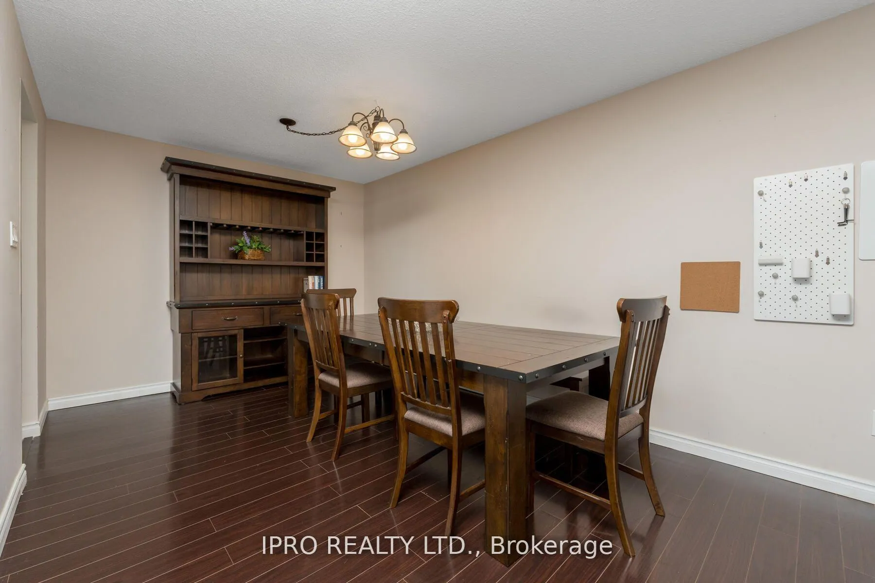 Photo 8 of Unit 805, 5 Lisa Street, Brampton, Queen Street Corridor — HOMEH
