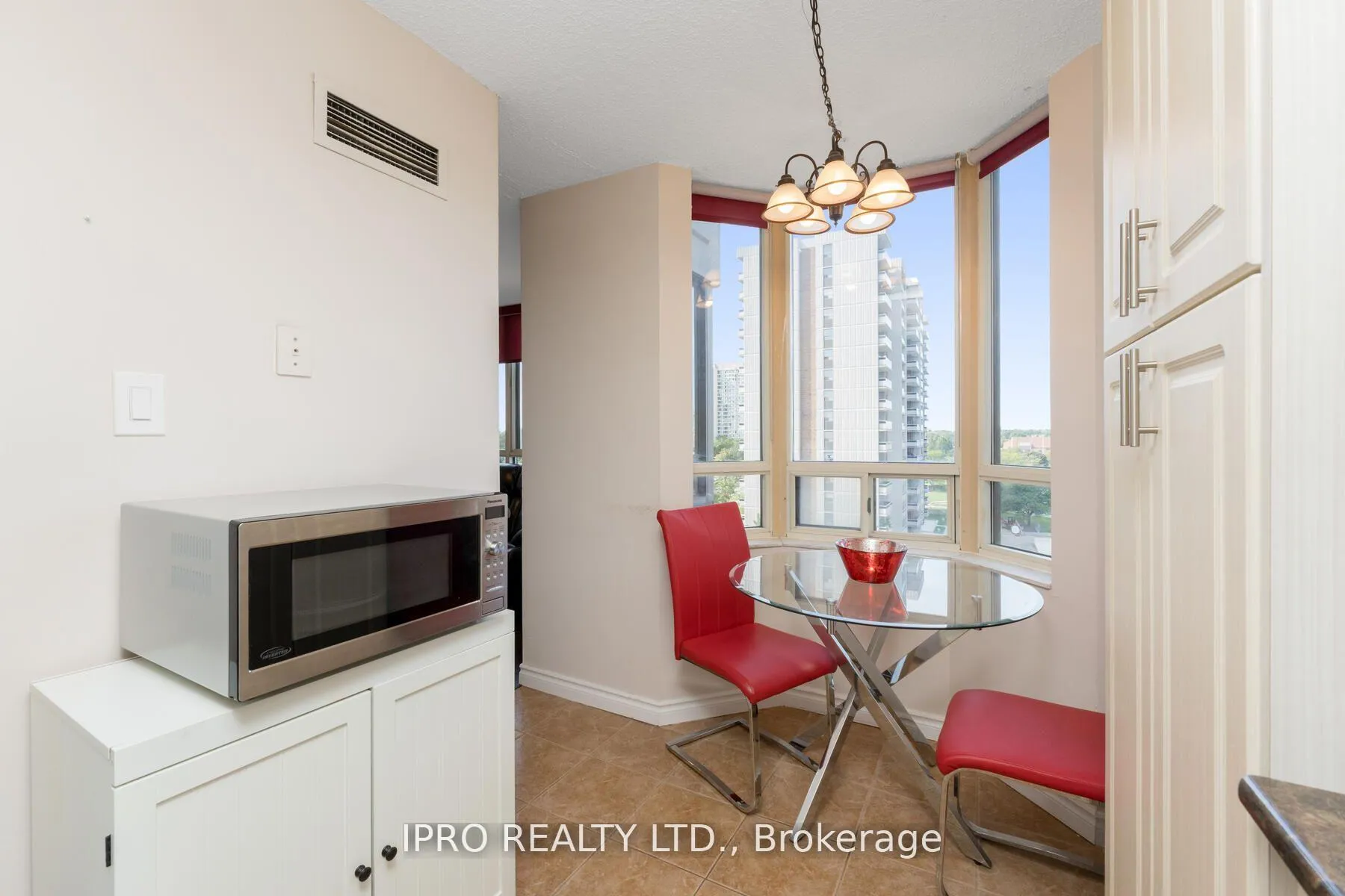 Photo 15 of Unit 805, 5 Lisa Street, Brampton, Queen Street Corridor — HOMEH