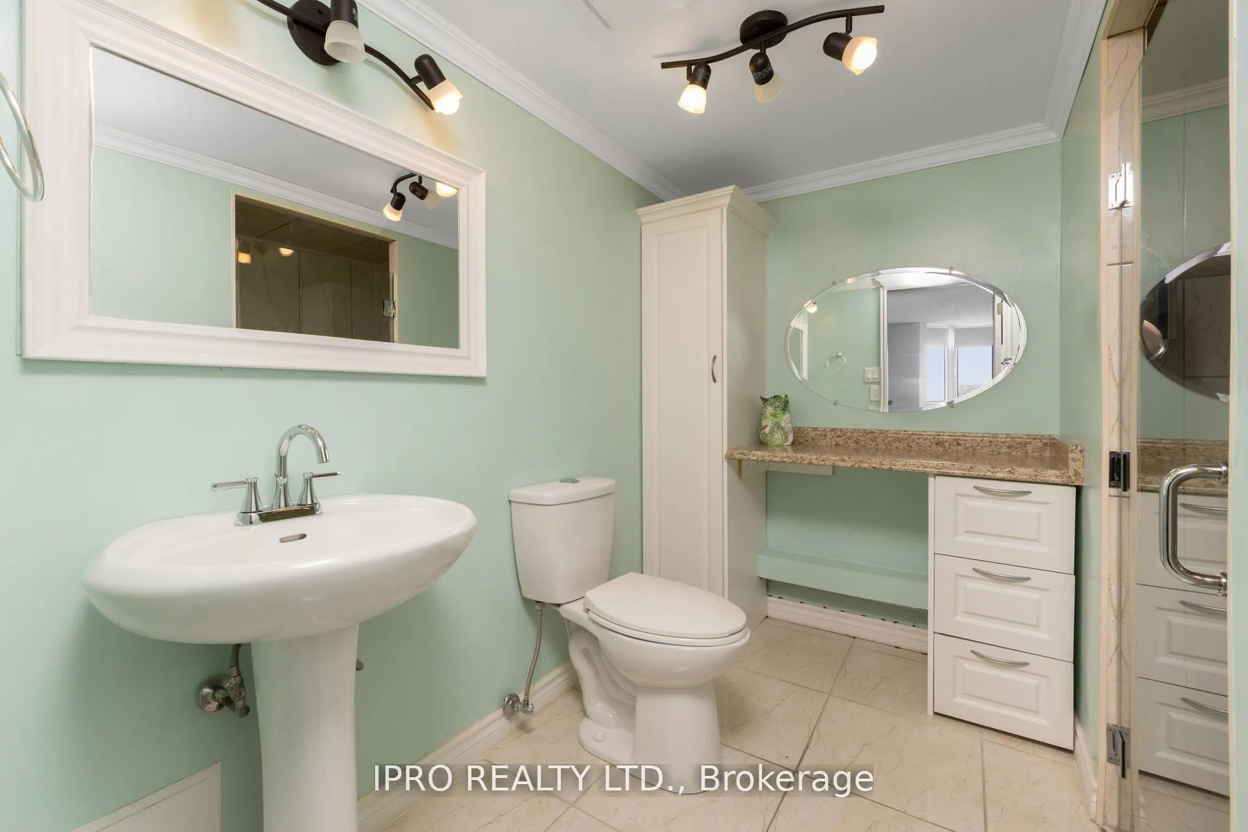 Photo 27 of Unit 805, 5 Lisa Street, Brampton, Queen Street Corridor — HOMEH