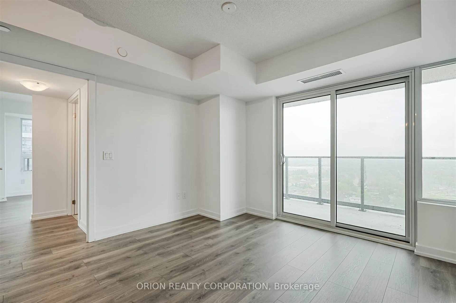 Photo 5 of Unit 1804, 1435 Celebration Drive, Pickering, Bay Ridges — HOMEH