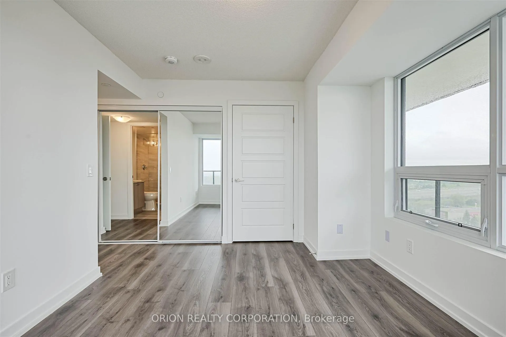 Photo 7 of Unit 1804, 1435 Celebration Drive, Pickering, Bay Ridges — HOMEH