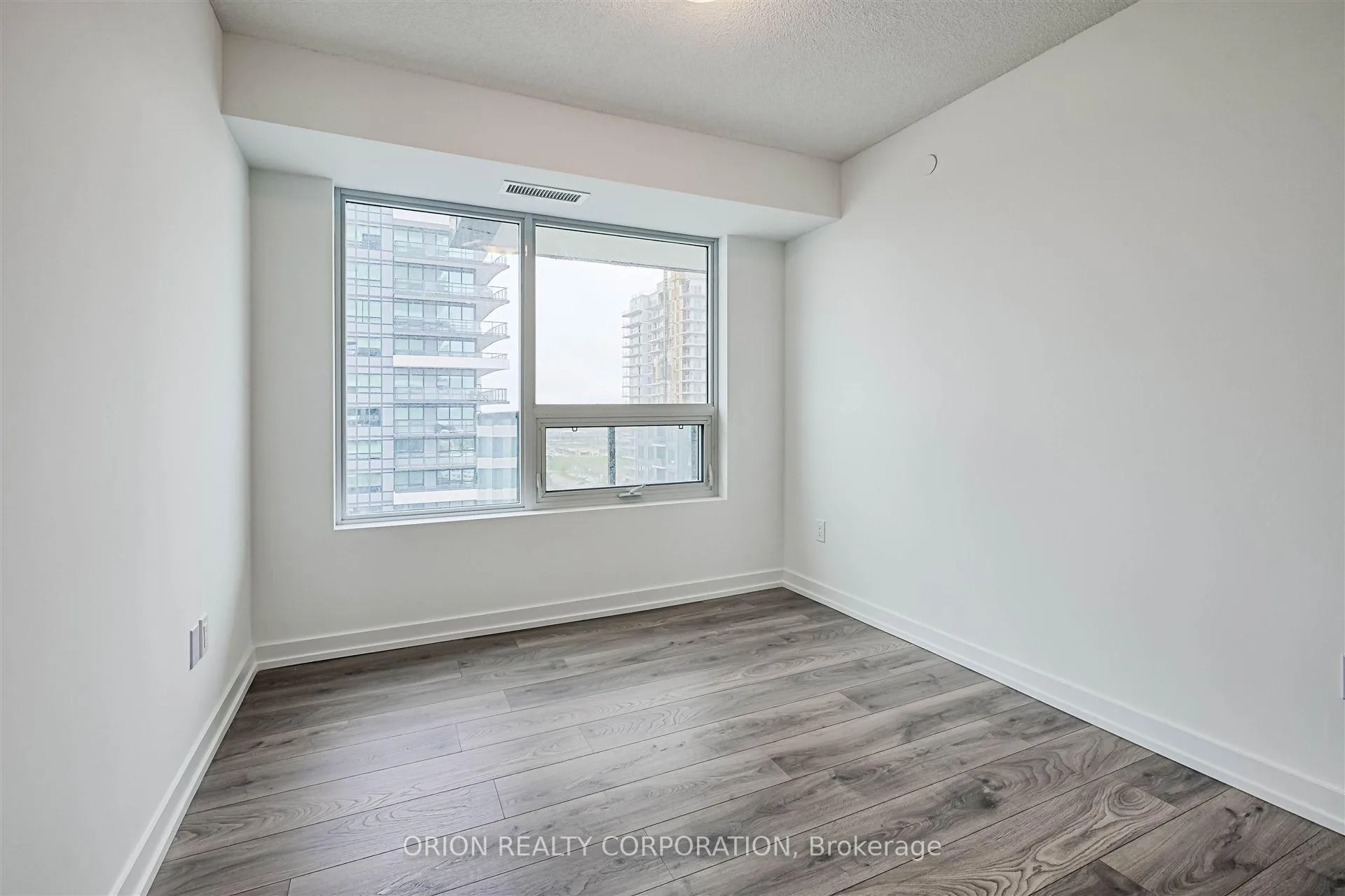 Photo 12 of Unit 1804, 1435 Celebration Drive, Pickering, Bay Ridges — HOMEH