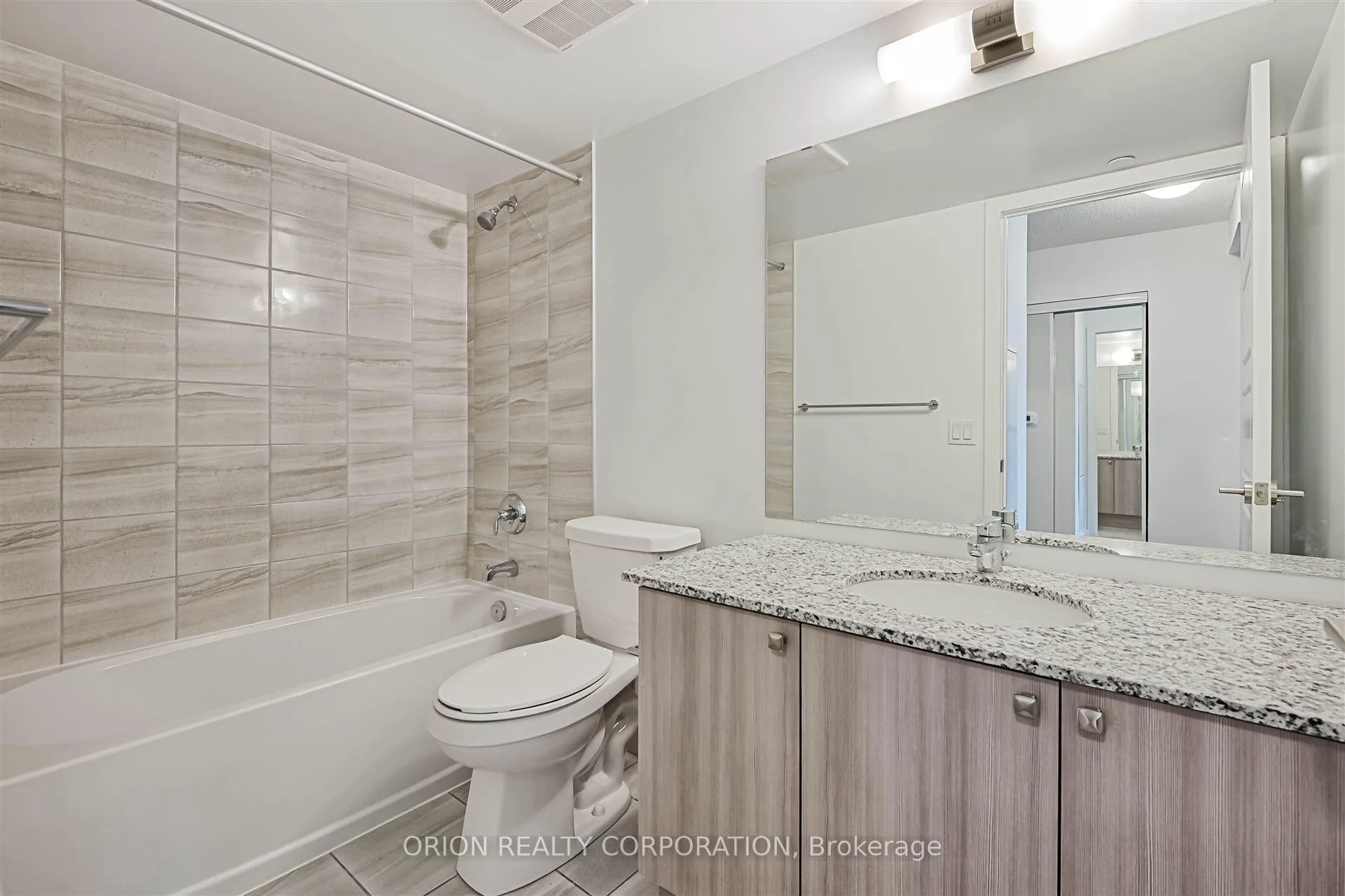 Photo 13 of Unit 1804, 1435 Celebration Drive, Pickering, Bay Ridges — HOMEH
