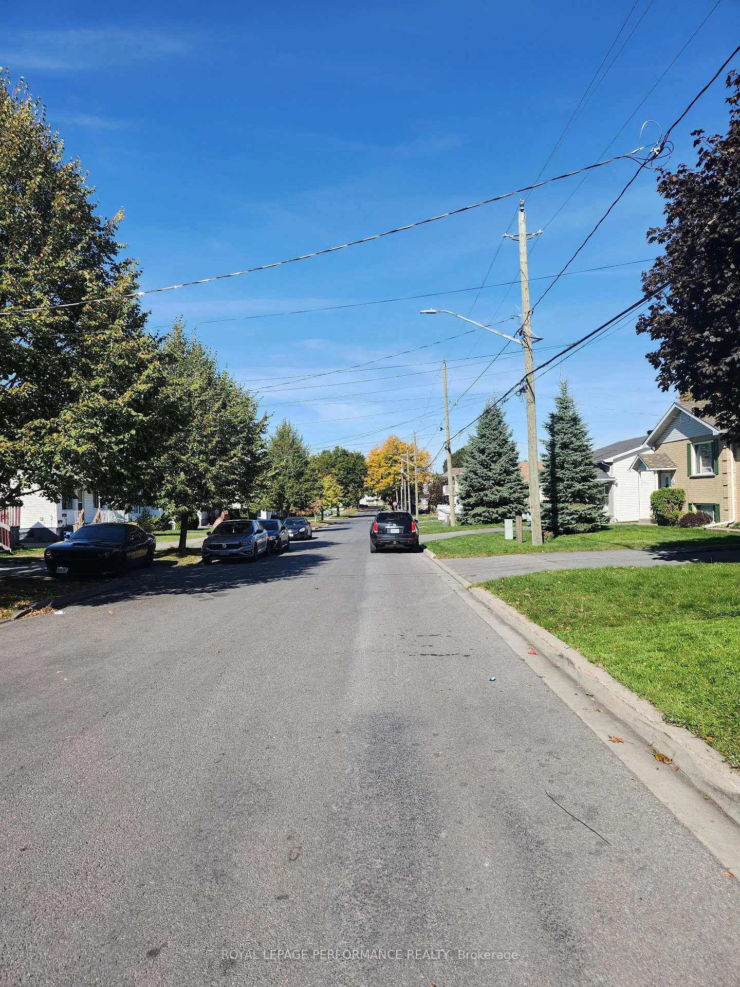 Photo 13 of 405 Carleton Street E, Cornwall — HOMEH