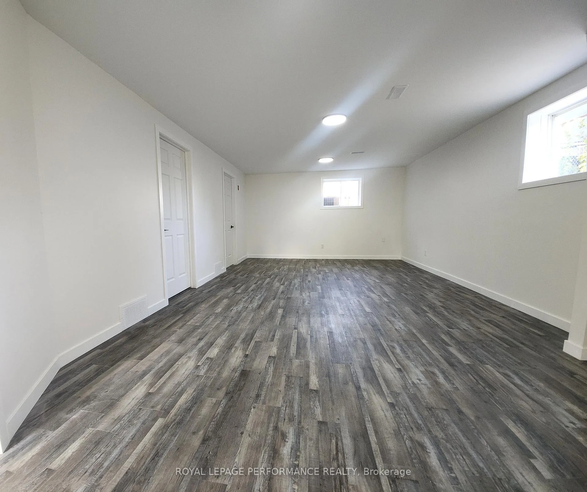 Photo 27 of 405 Carleton Street E, Cornwall — HOMEH